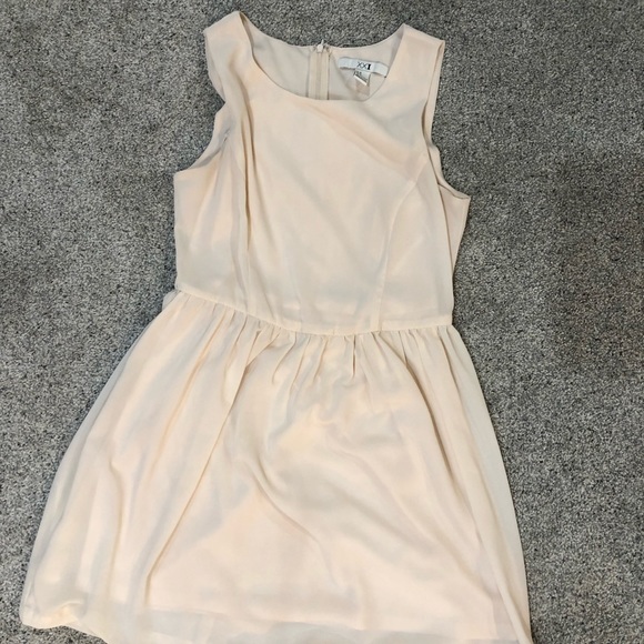 Taupe Short Flowing Dress - Picture 1 of 3